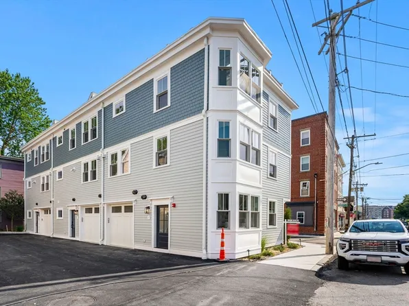 145 Derby St #1, Salem, MA 01970