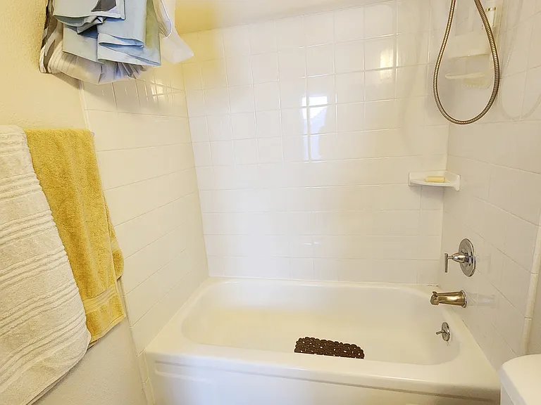 24723 Echo Springs Dr — Photo 12
