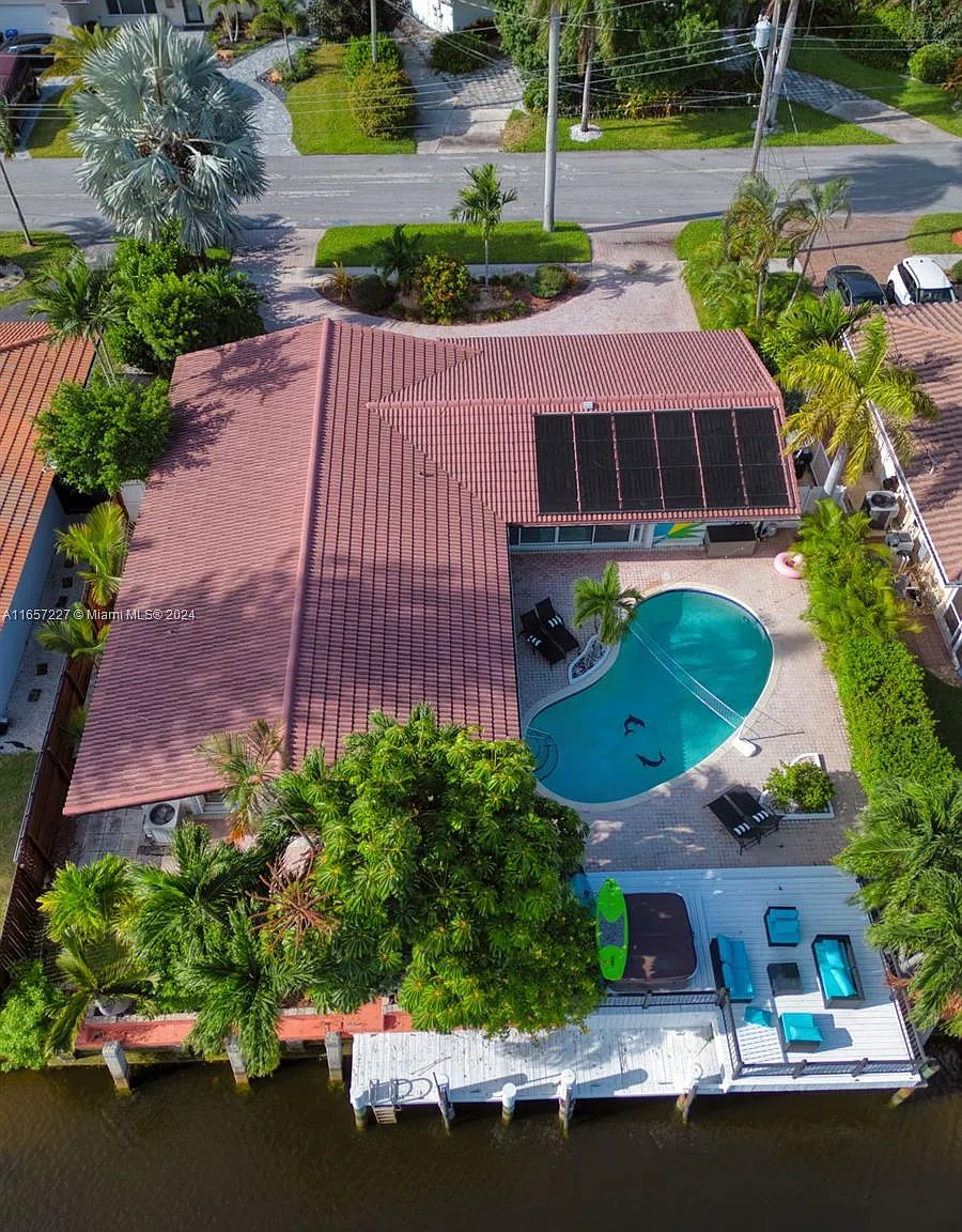 Coral Ridge Isles — Photo 2