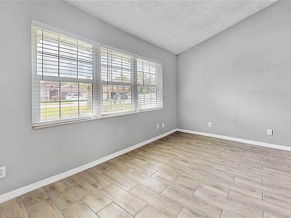 3rd image of 305 MEDINA COURT