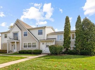 262 Inverrary Ln #262, Deerfield, IL 60015