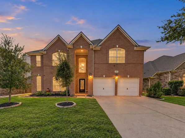 17711 Creek Bluff Ln, Cypress, TX 77433