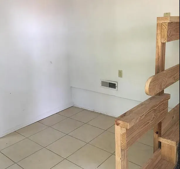 731 Rex Ave — Photo 5