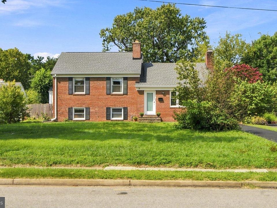 1st image of 6106 Clearbrook Dr