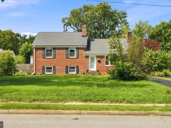 6106 Clearbrook Dr, Springfield, VA 22150