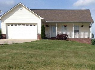 637 Emory River Rd, Harriman, TN 37748