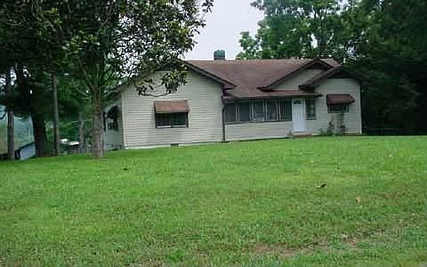2nd image of 6629 Blue Ridge Hwy