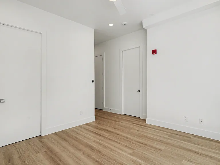 2217 N Fitzhugh Ave #202 — Photo 21