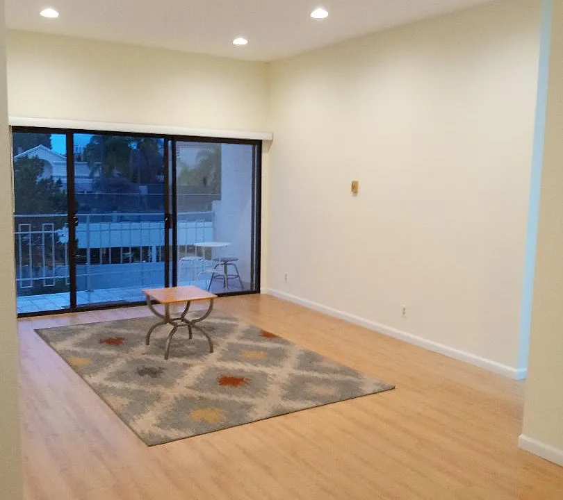 8324 Regents Rd #3K