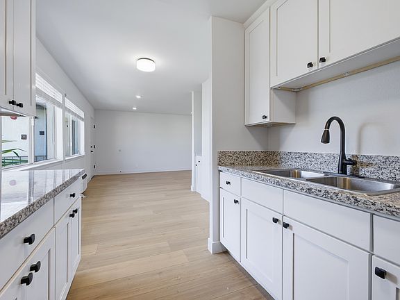 5th image of 1701 Westmoreland Blvd APT 19