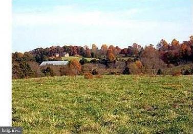 1st image of Grasty Ln