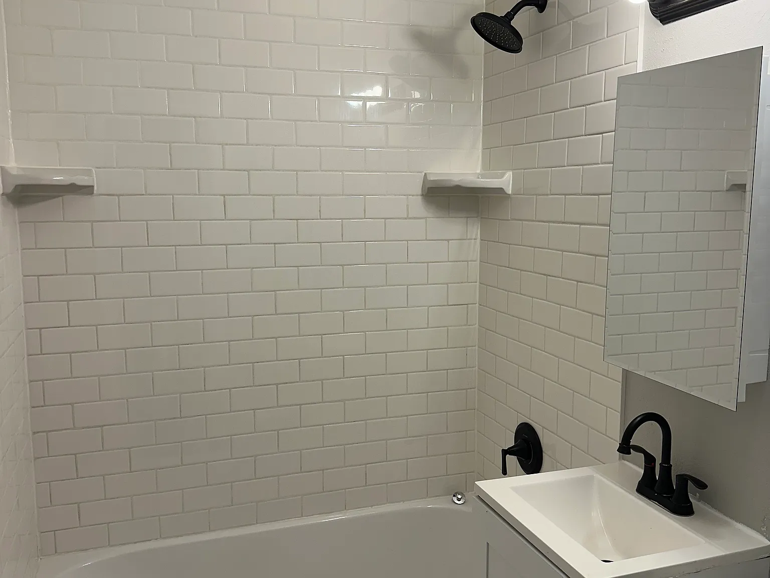 3 bed, 1300 sqft, $2,000 — Photo 3