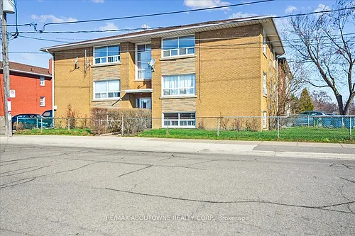 2 Wesley St #5 Photo 1