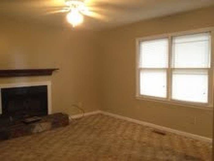 2nd image of 2237 Winterville Rd