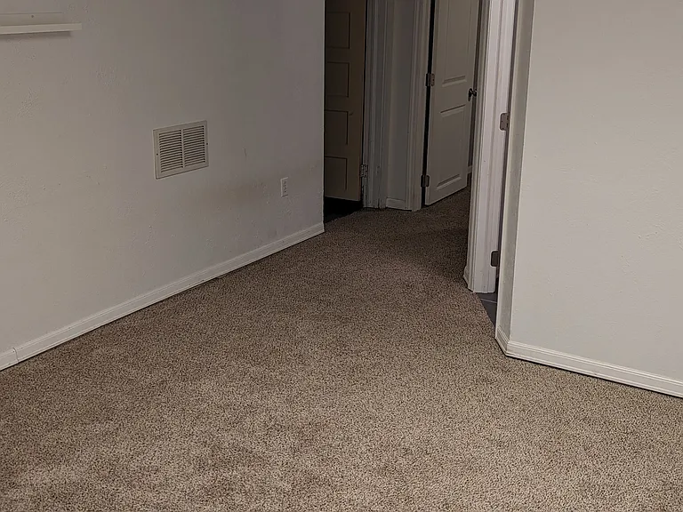 2222 S Lincoln St — Photo 12