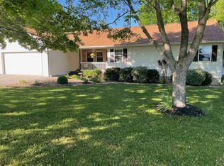 302 Terry Point Rd, Dandridge, TN 37725