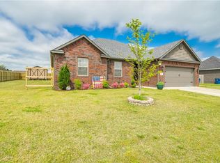 577 Harper Dr, Pea Ridge, AR 72751