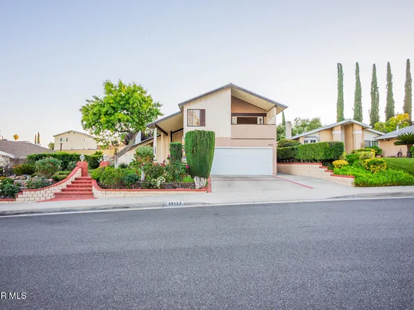 23132 Posada Dr, Santa Clarita, CA 91354