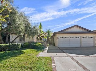 17032 Prairie St, Northridge, CA 91325