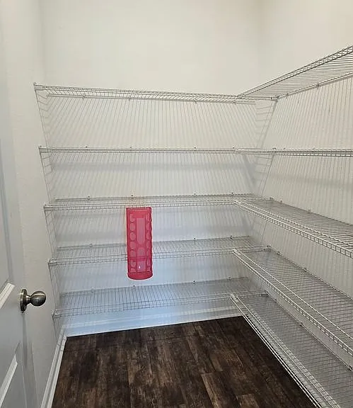 15660 Merlin Ave — Photo 17