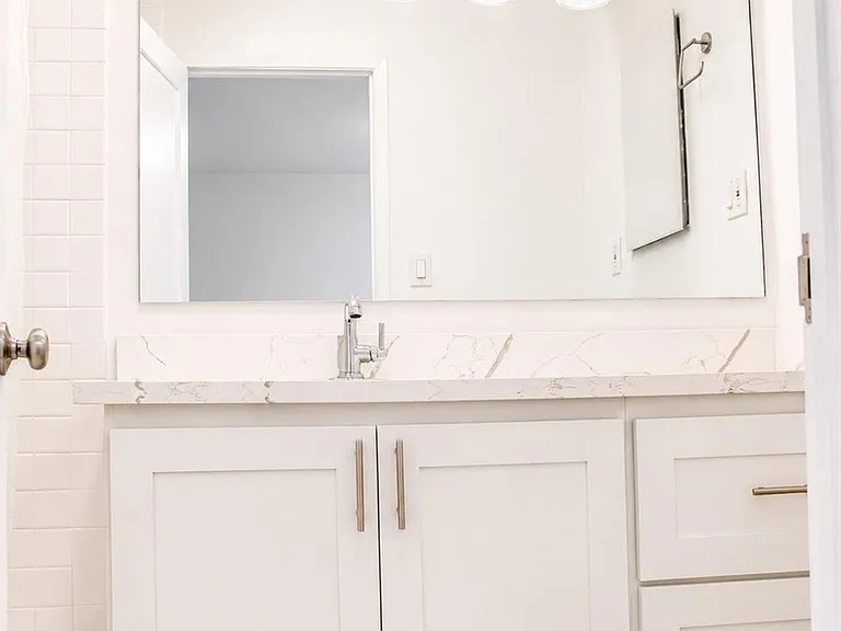 1511 Gough St — Photo 17