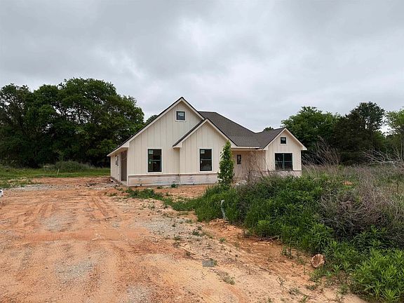 2nd image of 135 County Road 2204