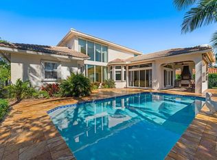 1231 Pine Point Rd, Riviera Beach, FL 33404