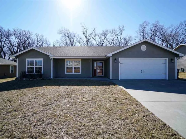 317 Stone Dr, Manhattan, KS 66503