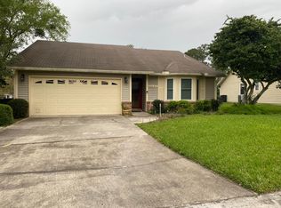 2057 Tanager Dr, Orange Park, FL 32073