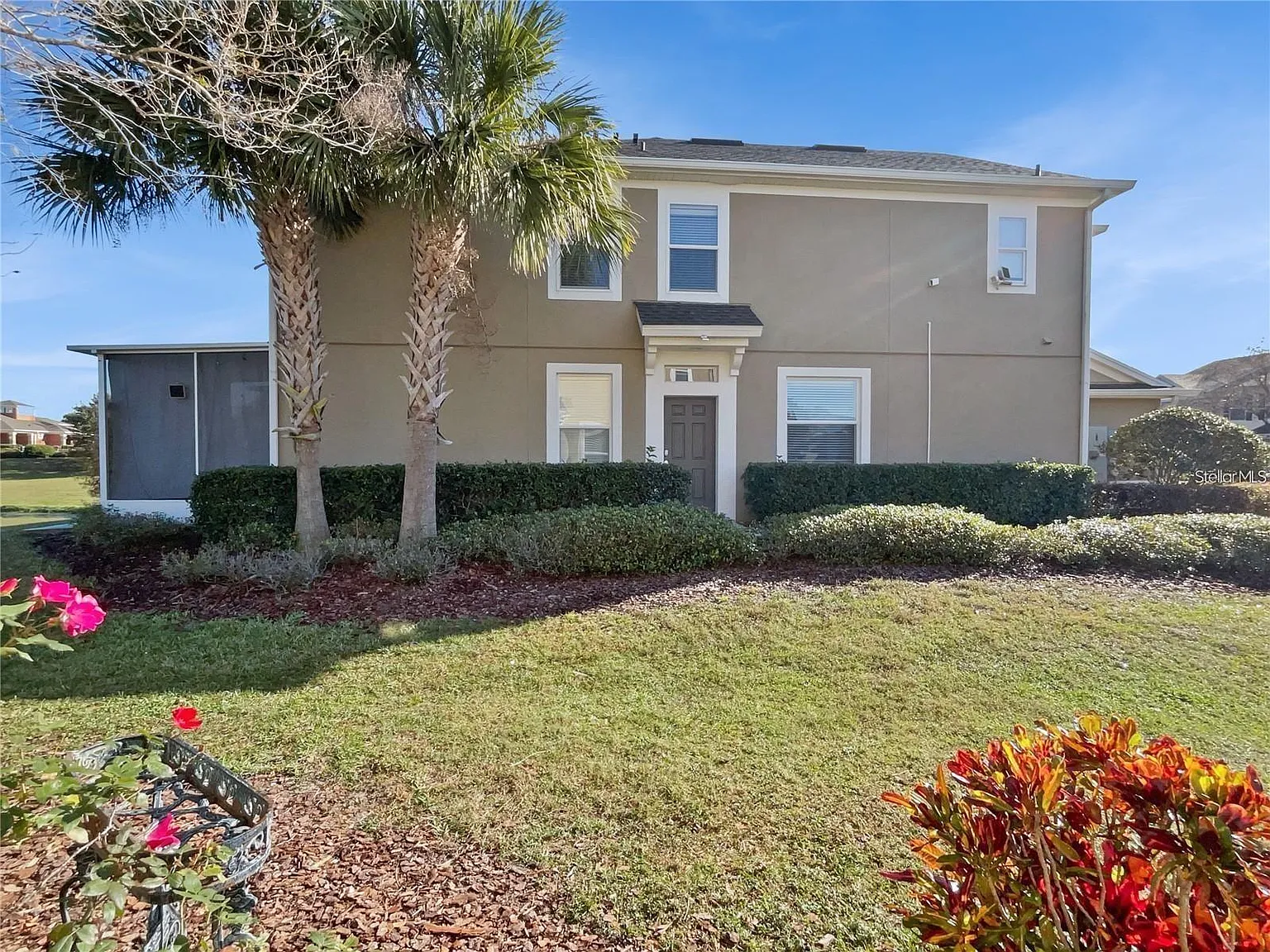 3 bed, 2.5 bath, 1580 sqft, $1,750 — Photo 2
