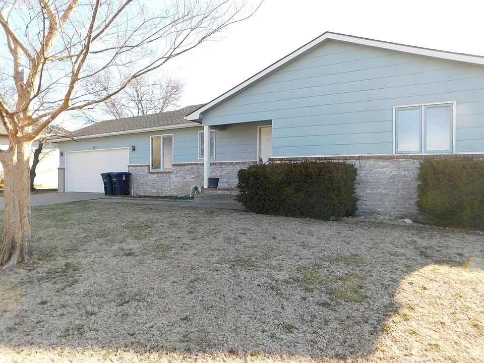 1st image of 2334 N Gentry Ln