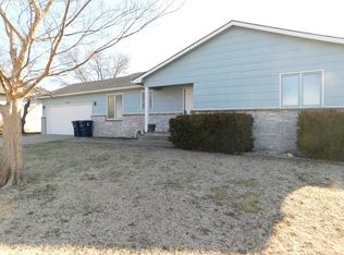 2334 N Gentry Ln, El Dorado, KS 67042