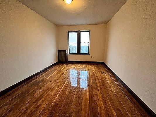 5th image of 1903 Ocean Ave #F3