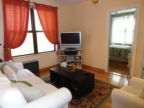 4th image of 2055 29th St APT 4