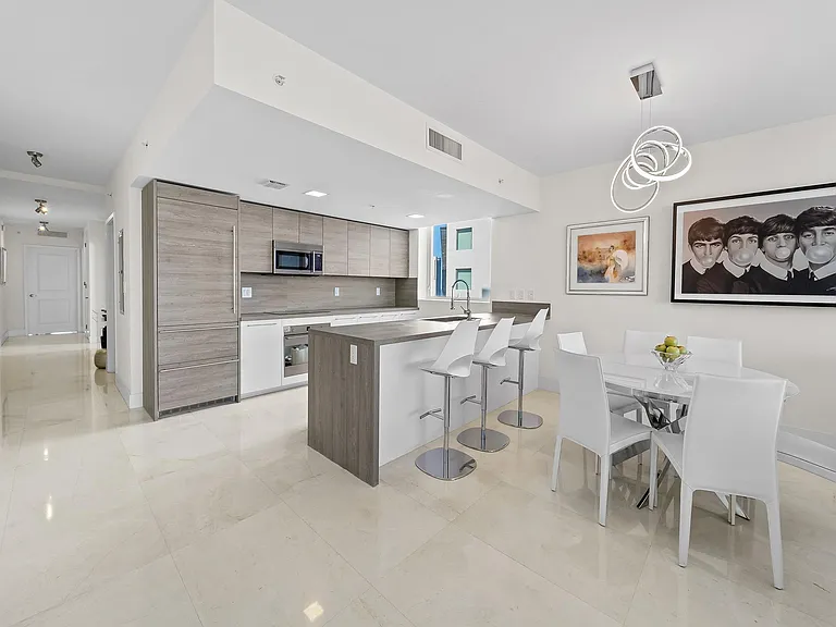 400 Sunny Isles Blvd #1608 — Photo 10