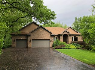 10701 Red Hawk Ln, Spring Grove, IL 60081
