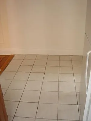 Rented by Metroline Realty | media 49