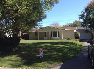 1942 Hoeft Dr, Commerce Township, MI