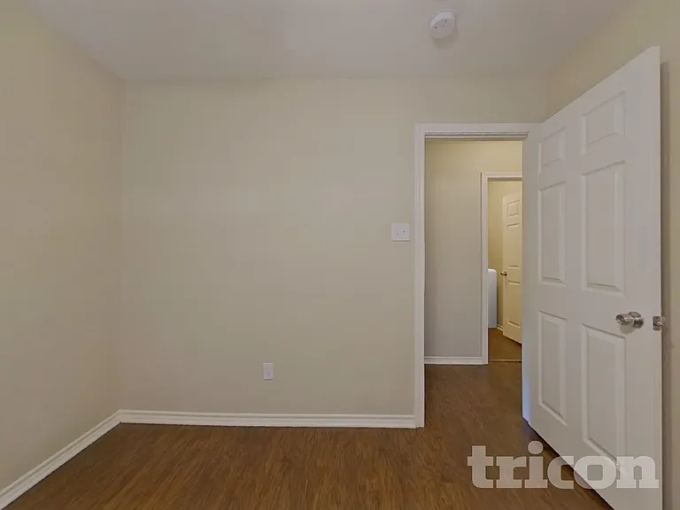 700 Stribling Cir — Photo 11