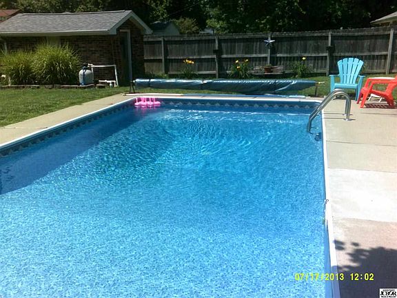 4th image of 1505 Robin Hood Dr