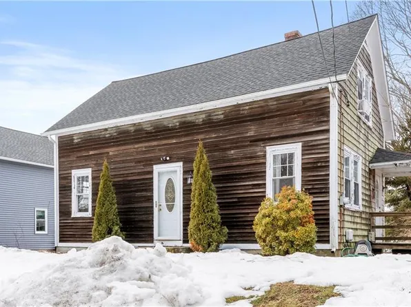 13 Prospect Ave, Narragansett, RI 02882