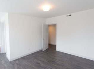 5306 S Hyde Park Blvd #1201, Chicago, IL 60615