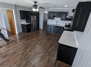 7080 Alliance Rd NW, Malvern, OH 44644
