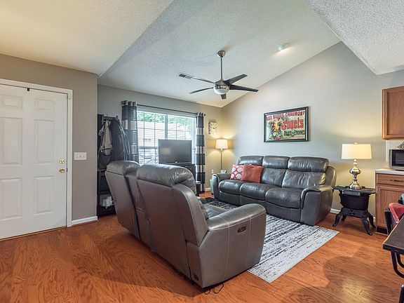 5th image of 154 Dalton Place Way #154