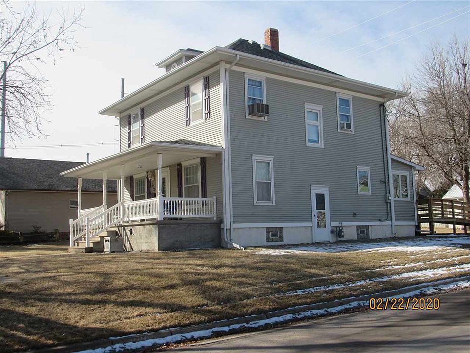 2nd image of 1415 N Denver Ave