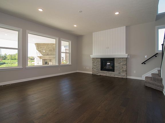 Ash Lawn Family Room