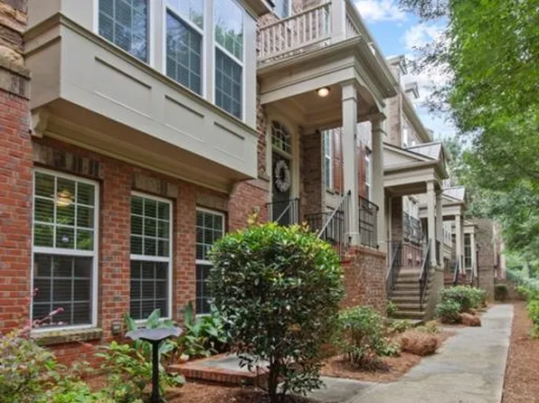 9 High Gate Trl, Decatur, GA 30030