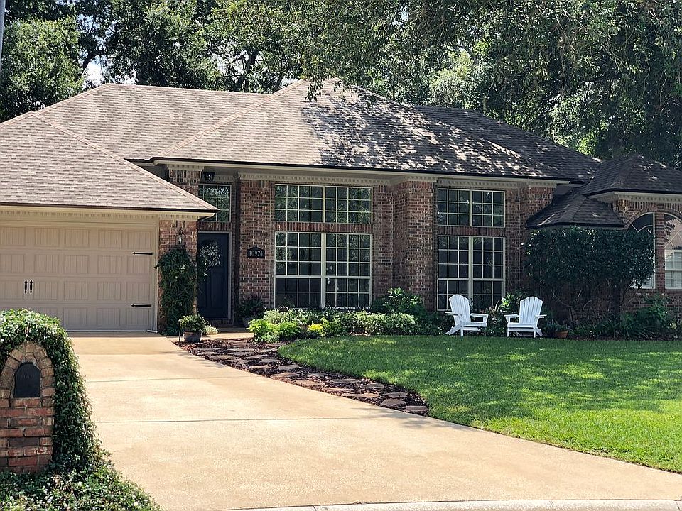 1st image of 10974 Berkshire Ln