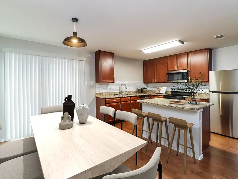 8660 Boswell Meadows Dr — Photo 2