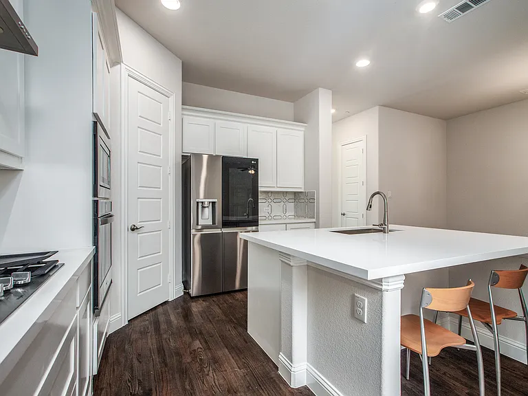 4944 McKinney Hollow Dr — Photo 6